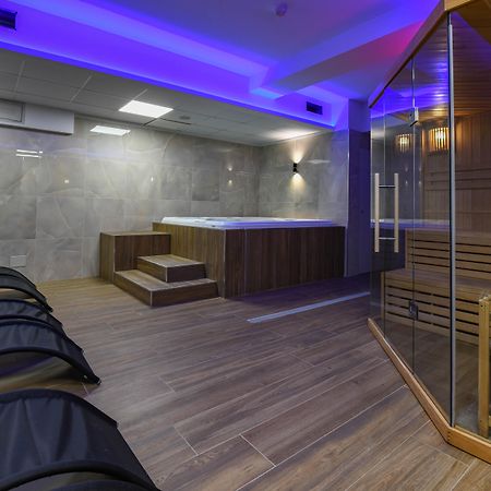 Hotel Rivus Peschiera del Garda Luaran gambar