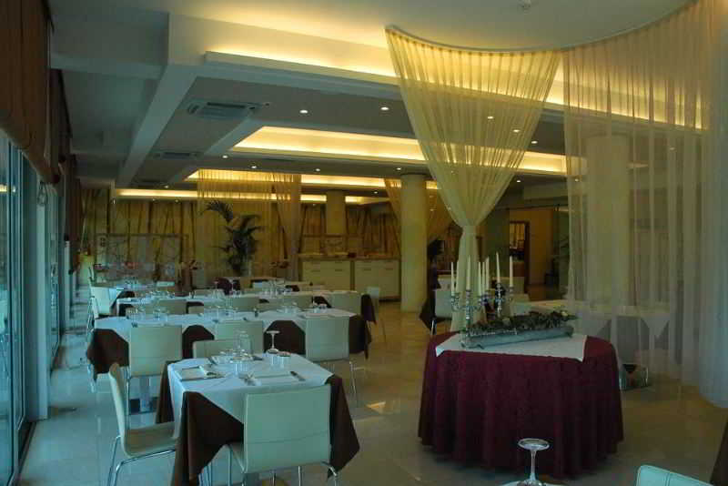 Hotel Rivus Peschiera del Garda Luaran gambar