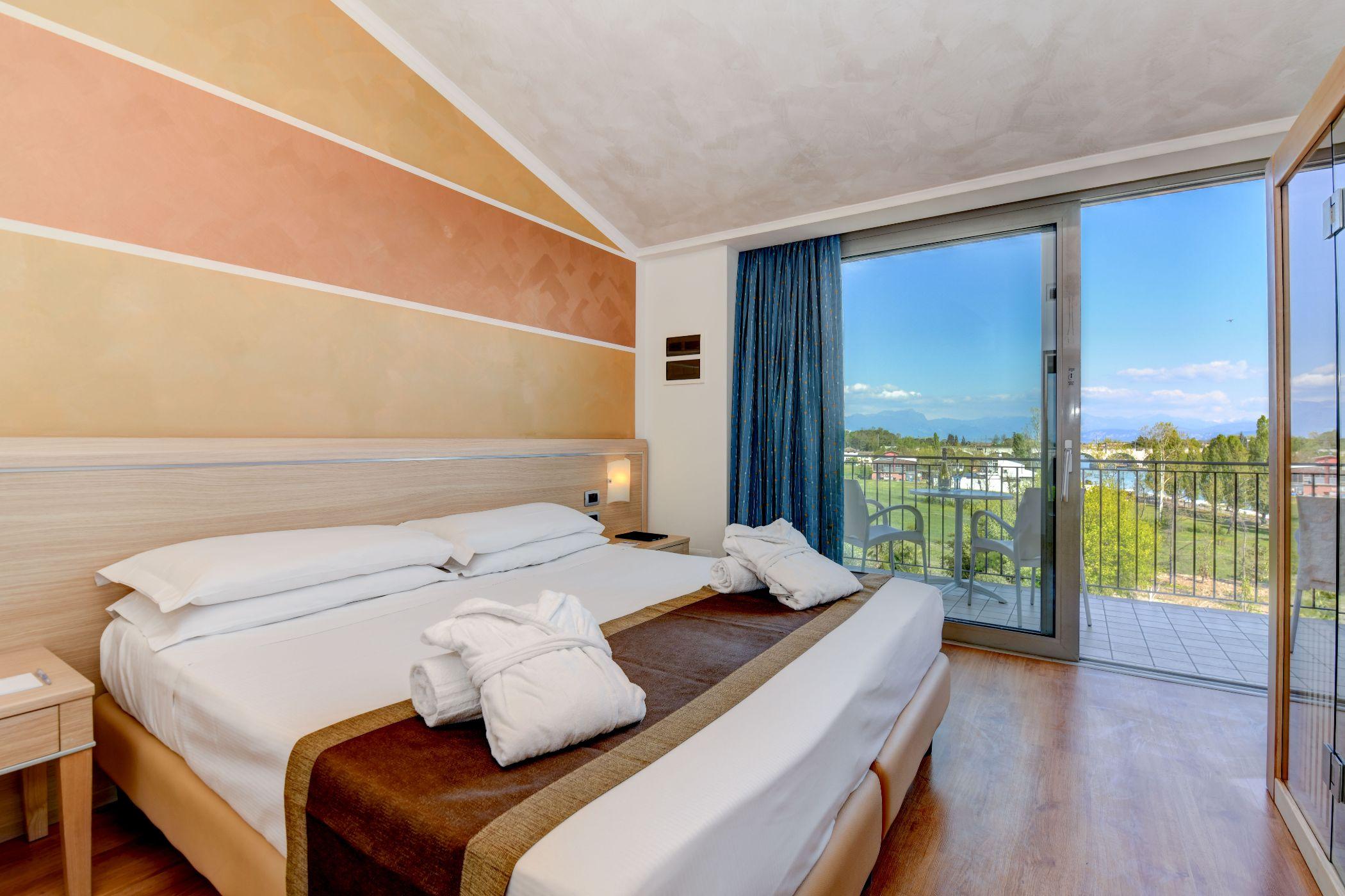 Hotel Rivus Peschiera del Garda Luaran gambar