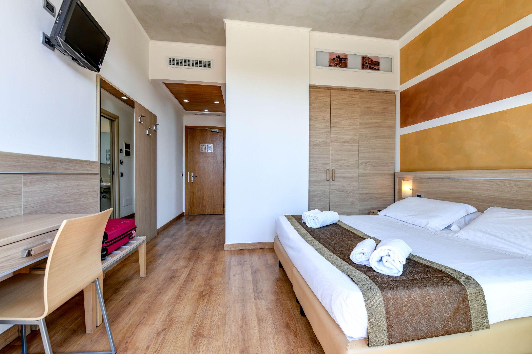 Hotel Rivus Peschiera del Garda Luaran gambar