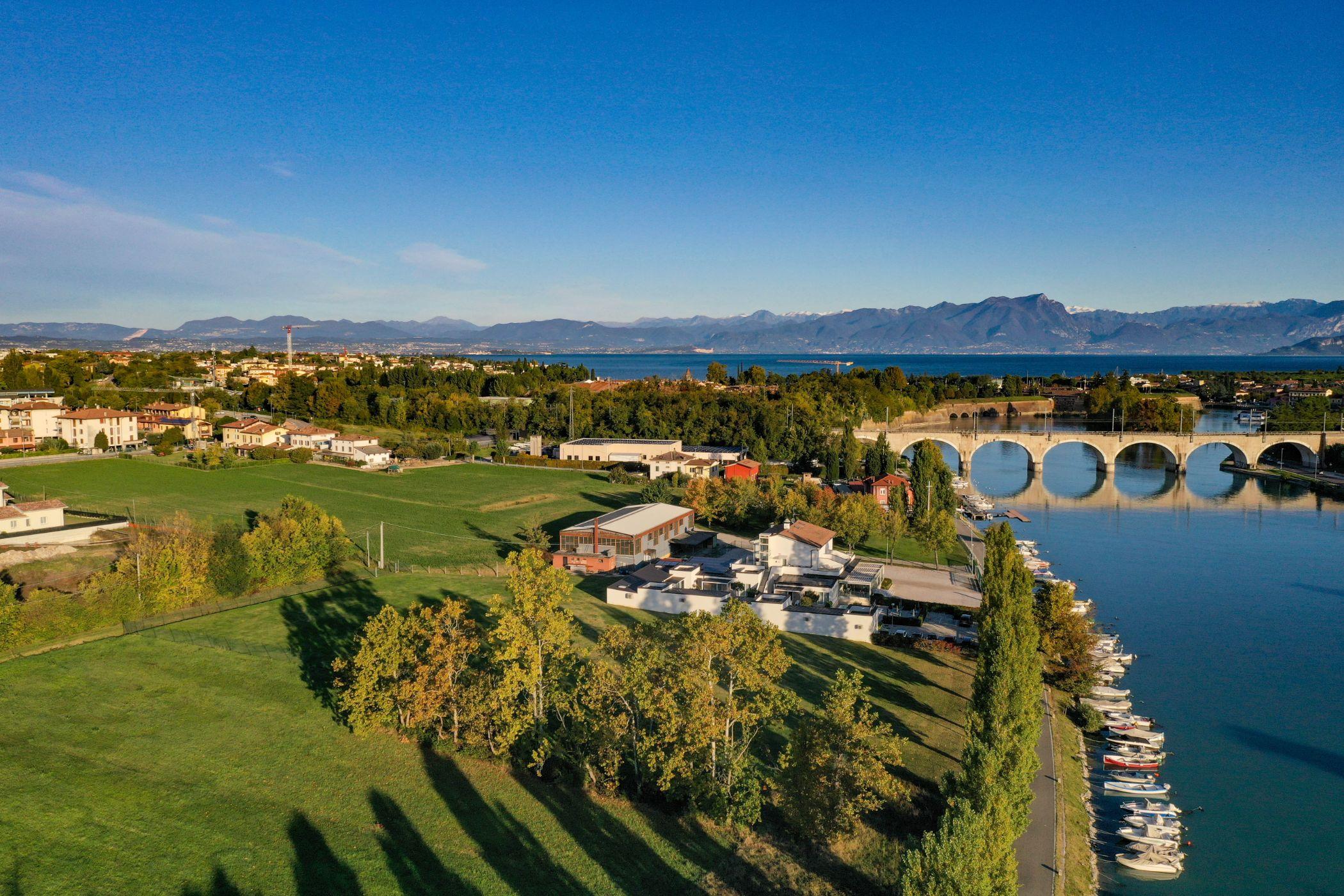 Hotel Rivus Peschiera del Garda Luaran gambar