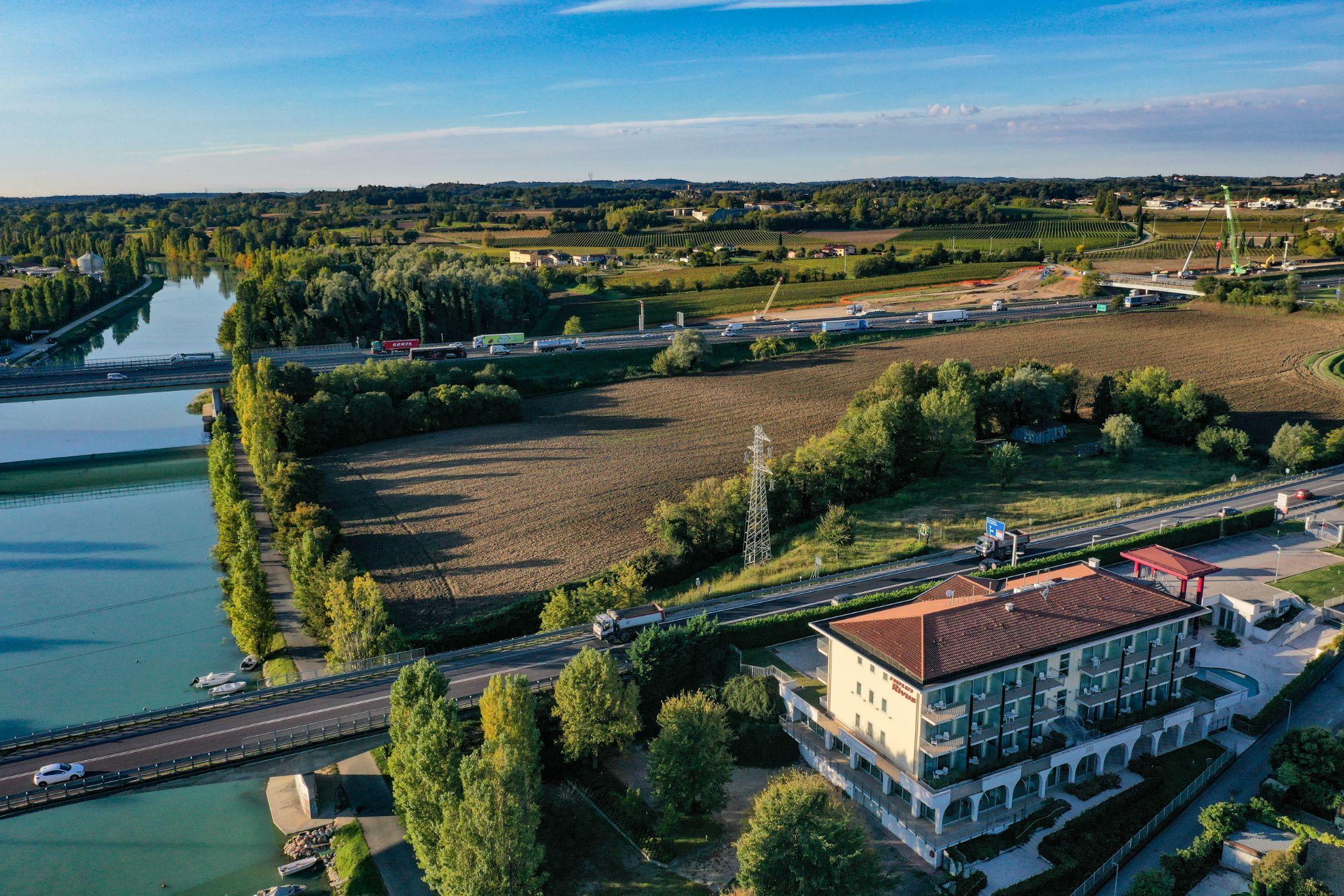 Hotel Rivus Peschiera del Garda Luaran gambar